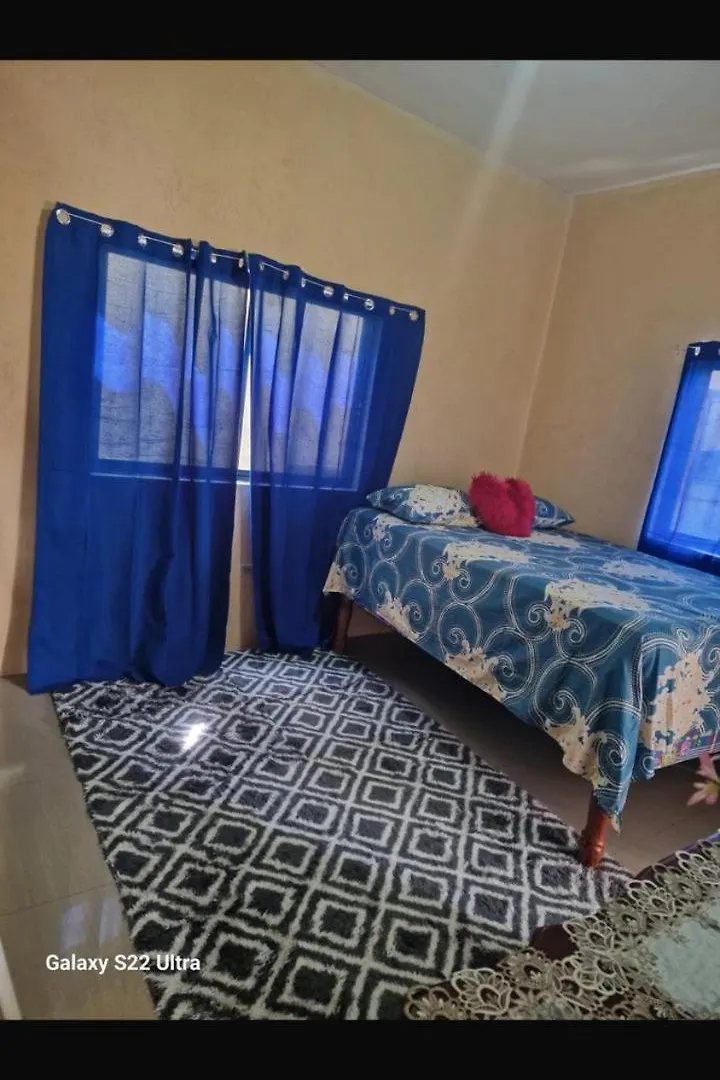 High Bed Ridge Studio-Balcony View Montego Bay Giamaica